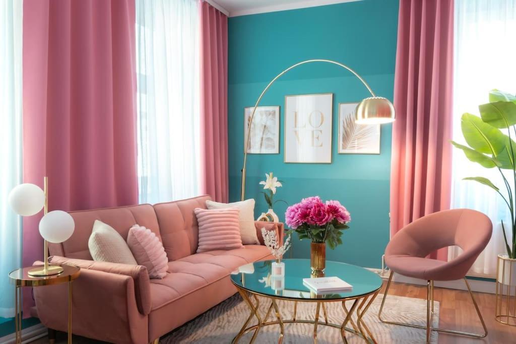Luxus Apartment-pink Dream Apartament